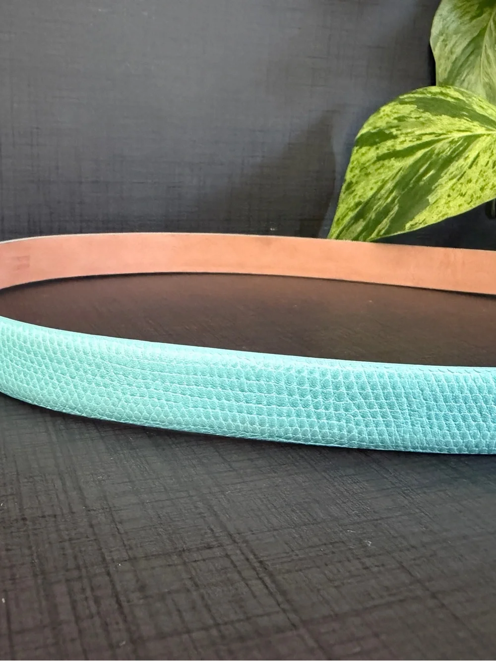 Talbots Vintage Textured Leather Belt Med Aqua Tiffany Blue Silver 90s coastal